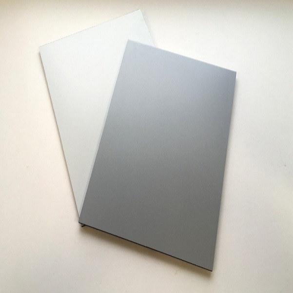 ZENITBOND 3mm Al 0,3mm stříbrný 9006 / bílý mat 9016 | 2000x3050 mm (ZBond 326)