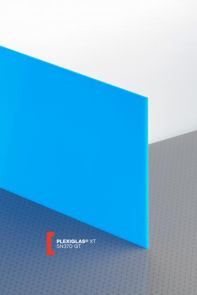Plexisklo extrudované PLEXIGLAS XT modrá 5N370 síla 3mm, 2050x3050